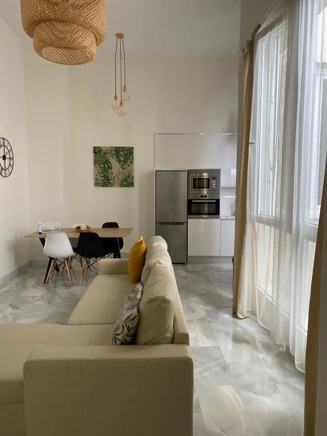 Apartamento Nuevo En Casa Tipo Palacio Cadiz 0*,